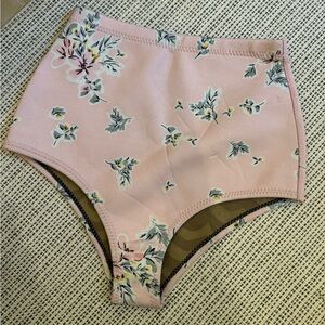 NWOT billabong wetsuit bottoms